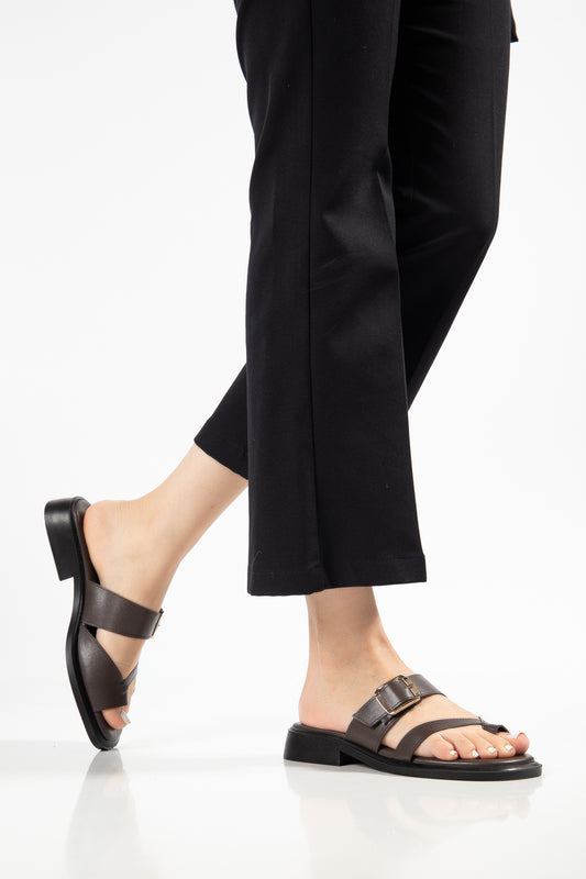 Kadın Gold Tokalı Süet Parmak Arası Minimal Kadın Terlik