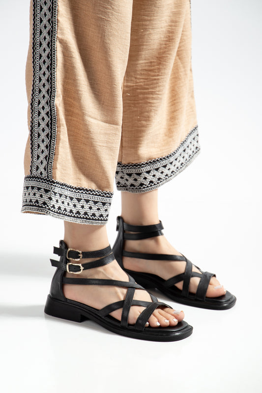 Kadın Bantlı Bağlamalı Bilekten Tokalı Casual Sandalet