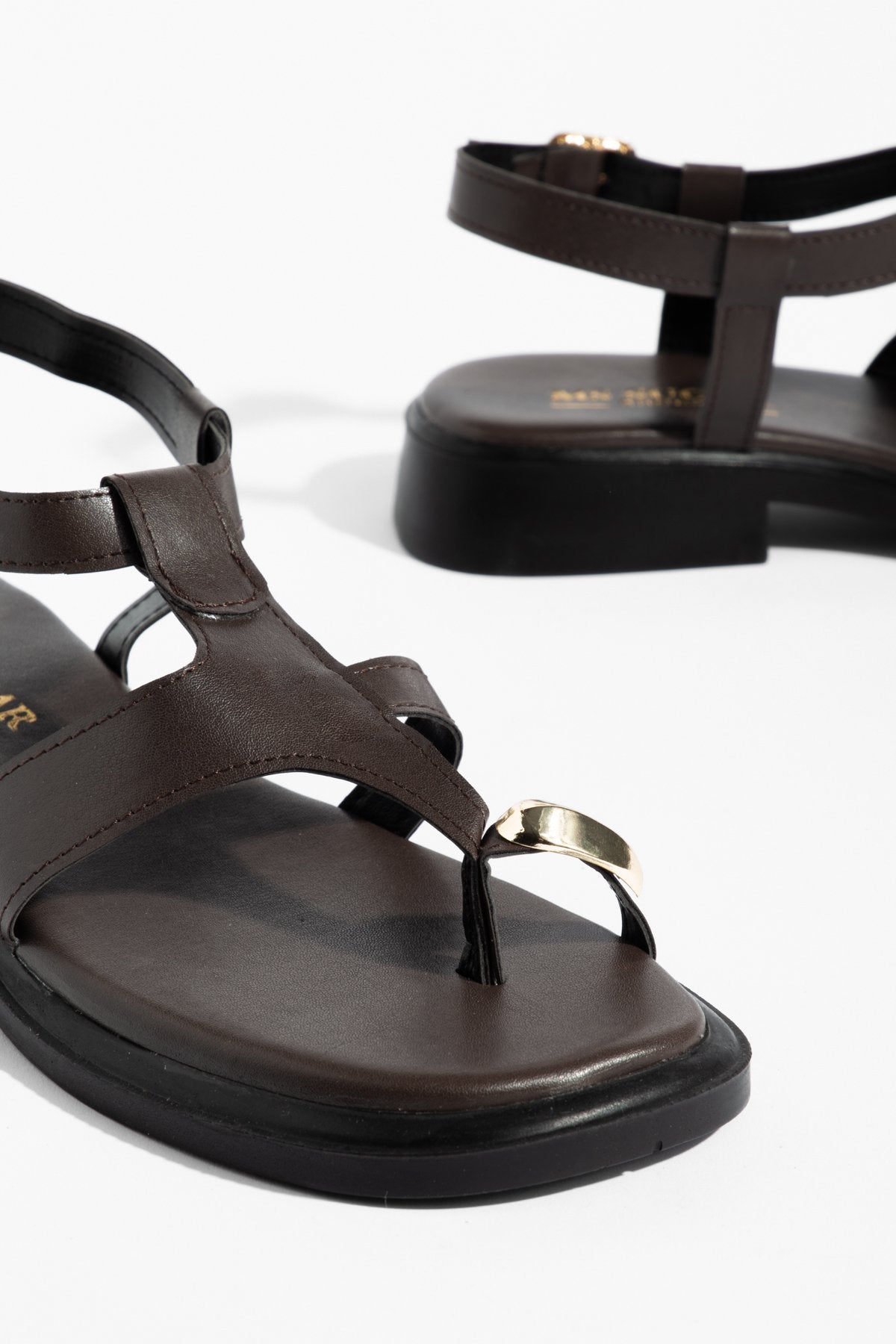 Kadın Golden Touch T-Strap Parmak Arası Sandalet