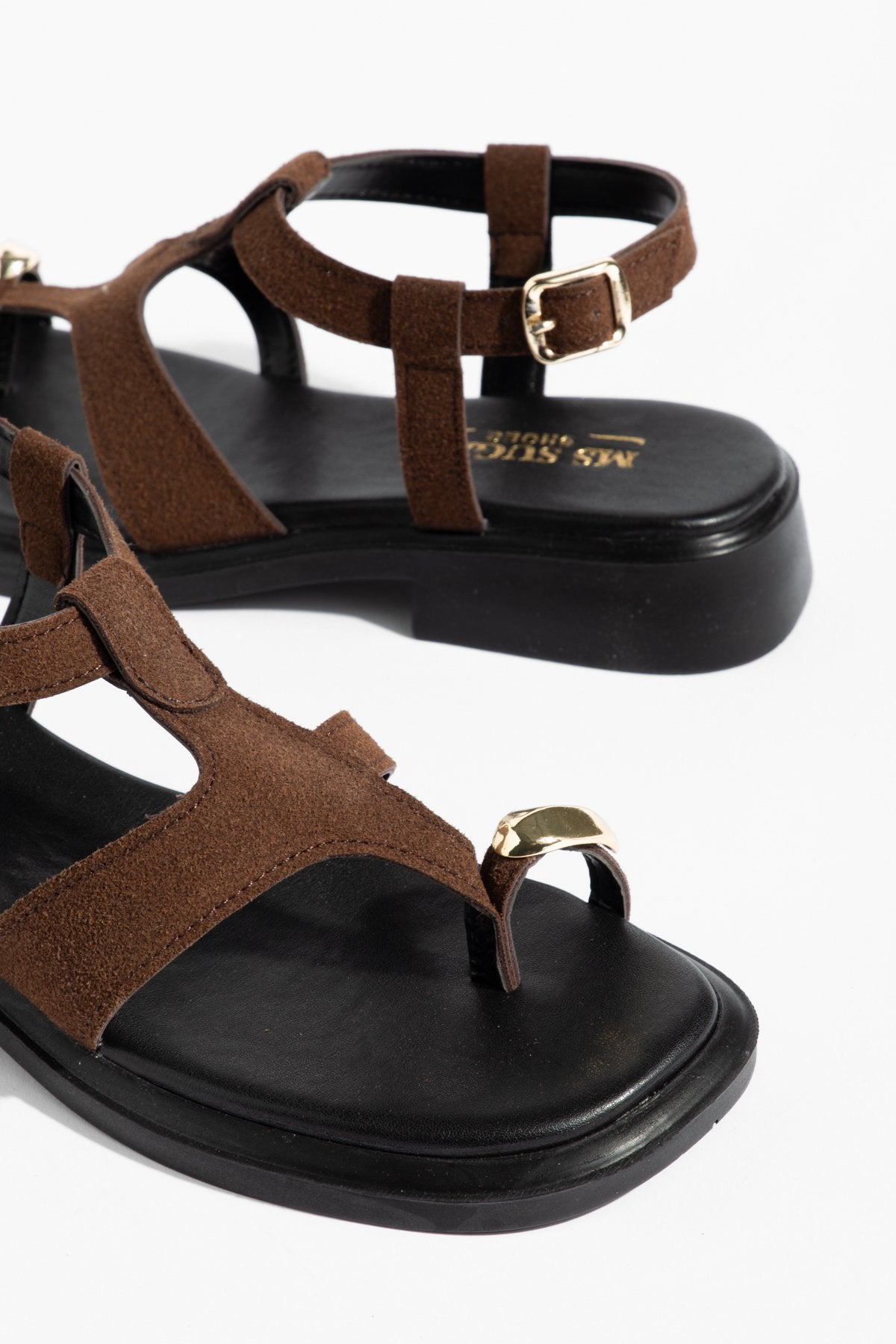 Kadın Golden Touch T-Strap Parmak Arası Sandalet