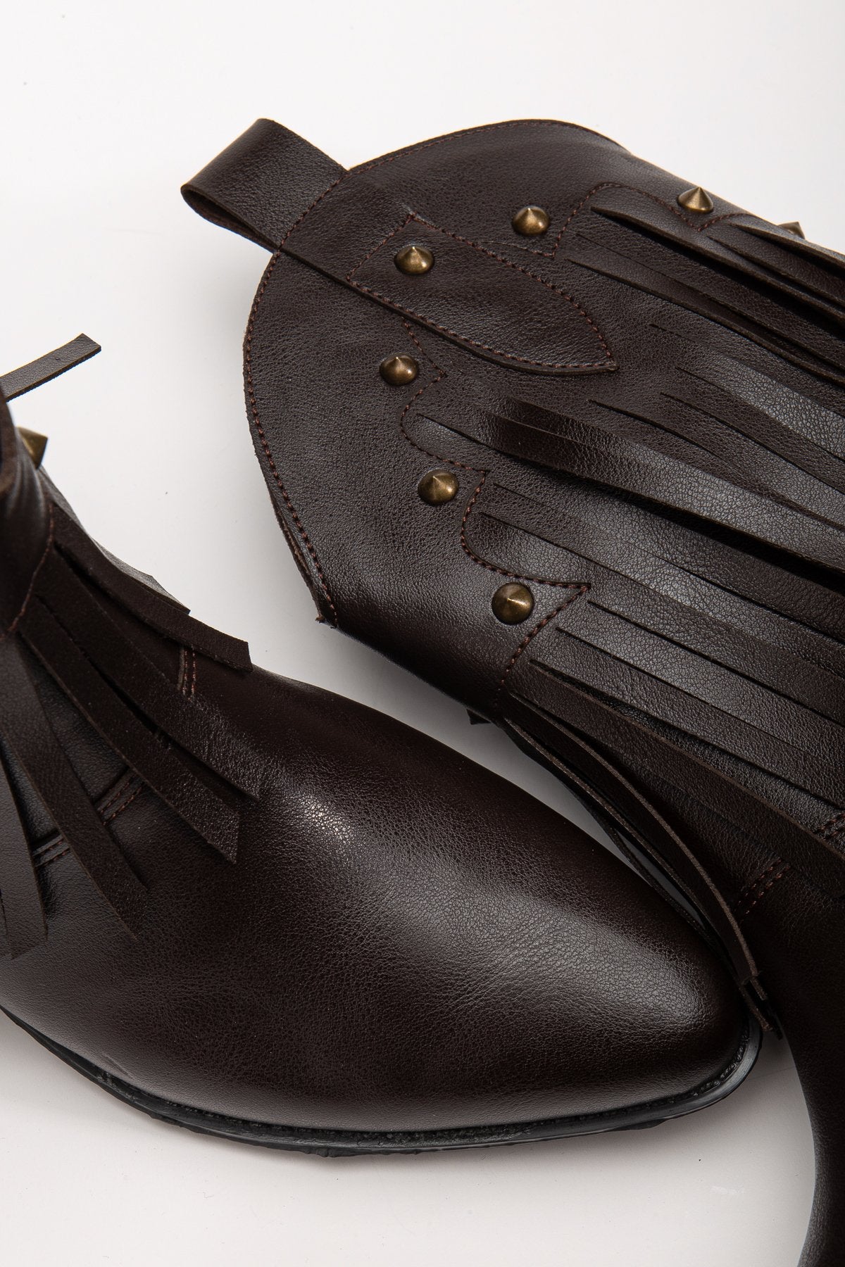 Kadın Yanmış Kahve Nakışlı Püsküllü Kovboy Kısa Bot