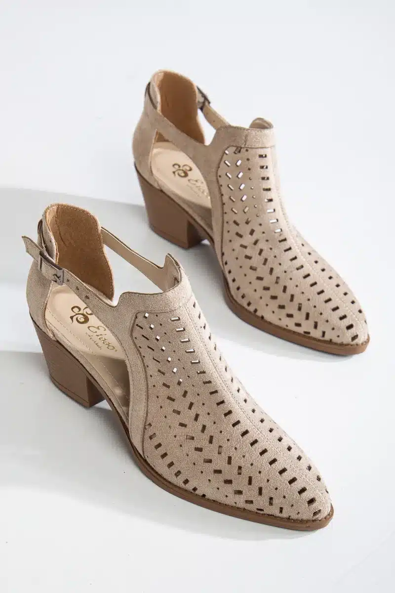 Ms. Sugar Shoes Yazlık Delikli Kalın Topuklu Ayakkabı - Görsel 7